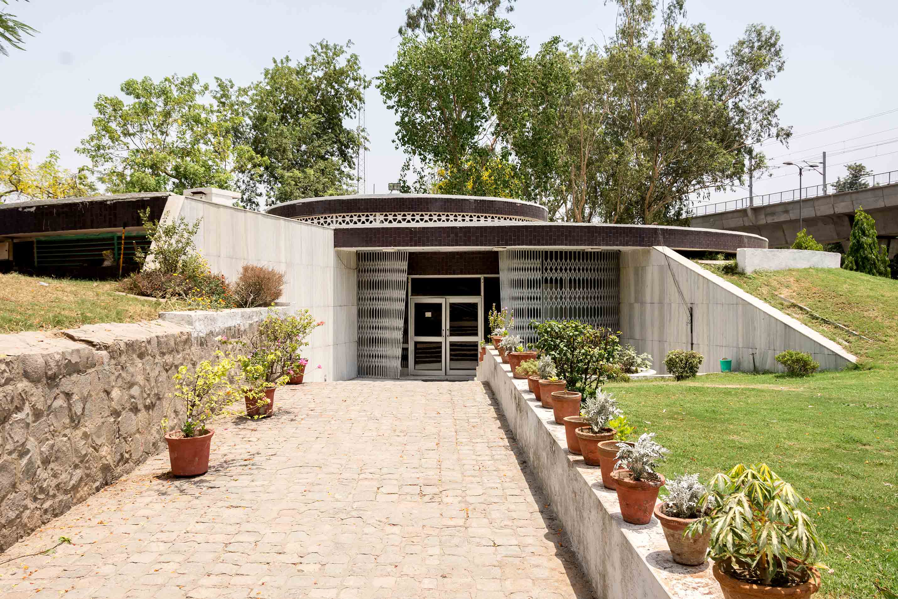 Entrance of the Zakir Hussain Museum Entrance of the Zakir Hussain Museum